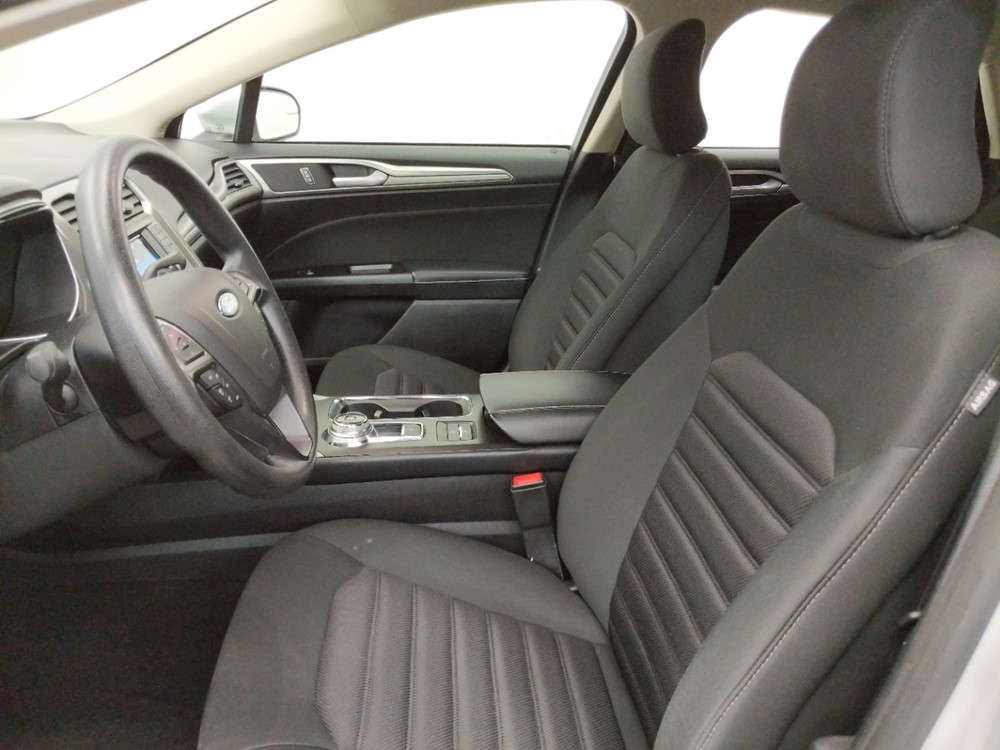 2017 Ford Fusion - Driver Front Seat