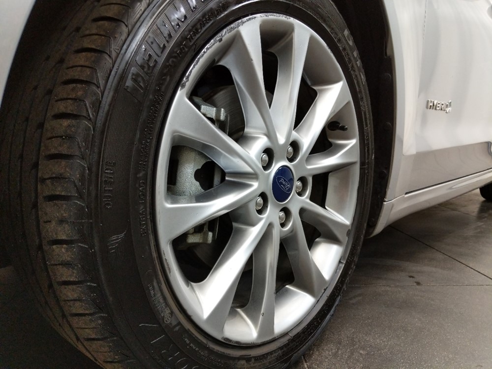 2017 Ford Fusion - Wheel