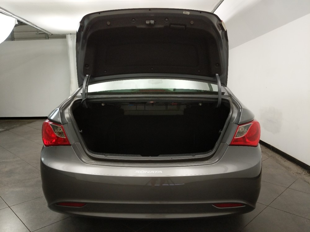 2013 Hyundai Sonata - Trunk