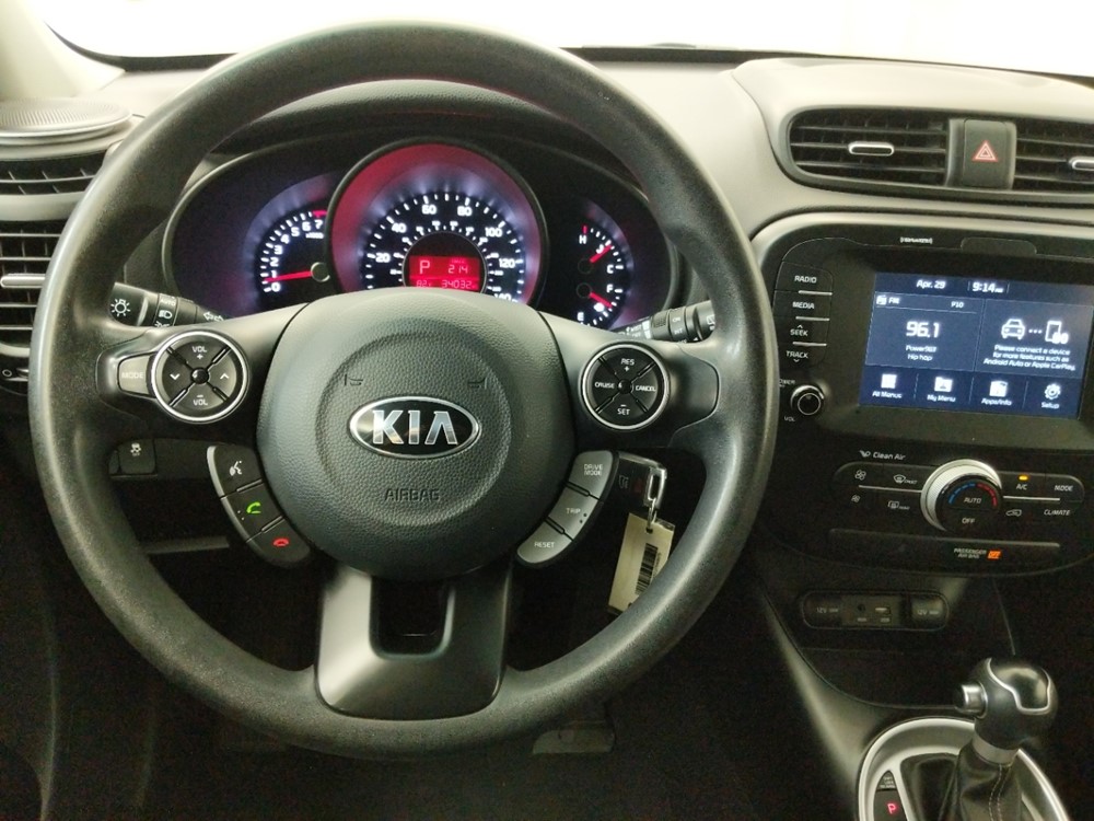 2018 Kia Soul - Driver Dash