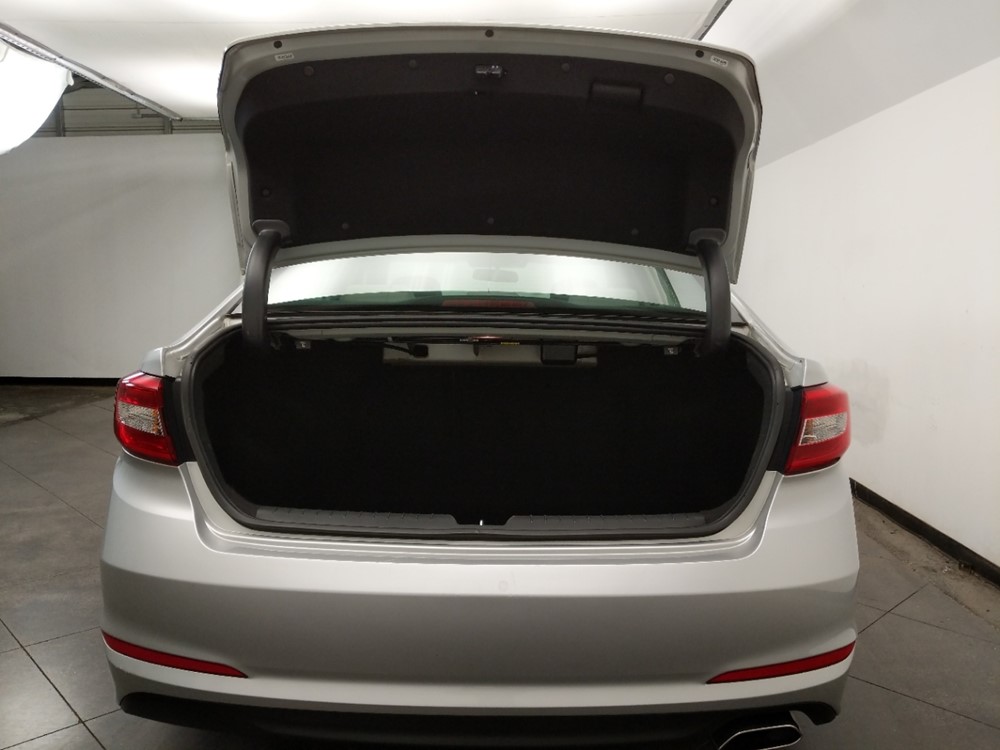 2017 Hyundai Sonata - Trunk