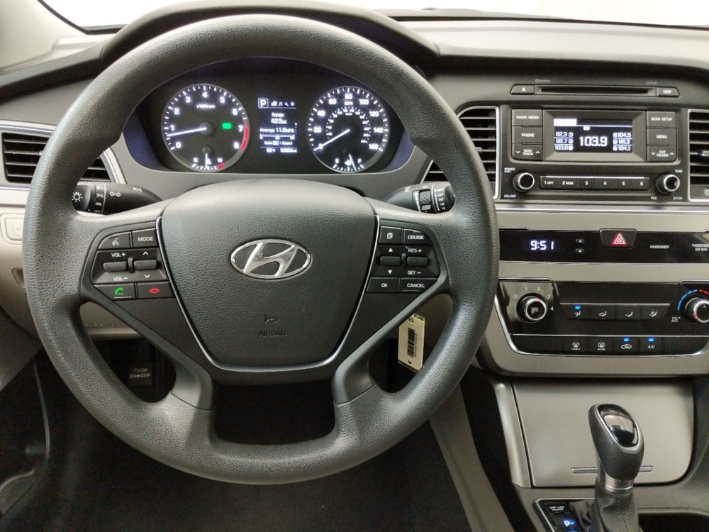 2017 Hyundai Sonata - Driver Dash