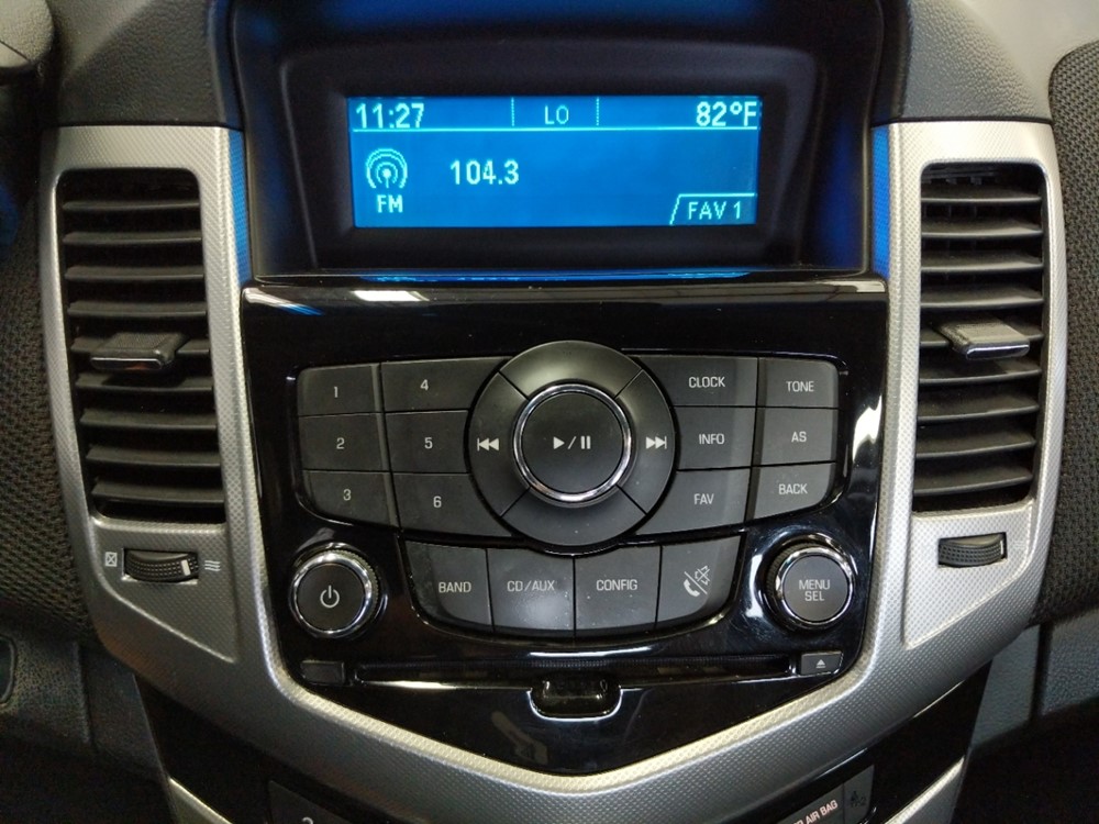 2012 Chevrolet Cruze - Stereo Package