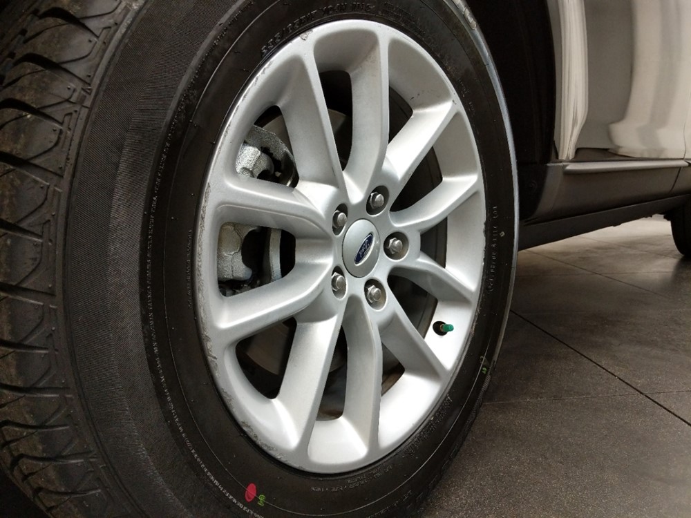 2014 Ford Edge - Wheel
