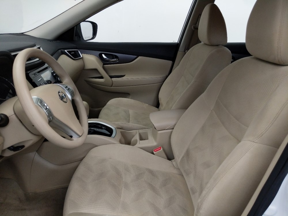 2015 Nissan Rogue - Driver Front Seat