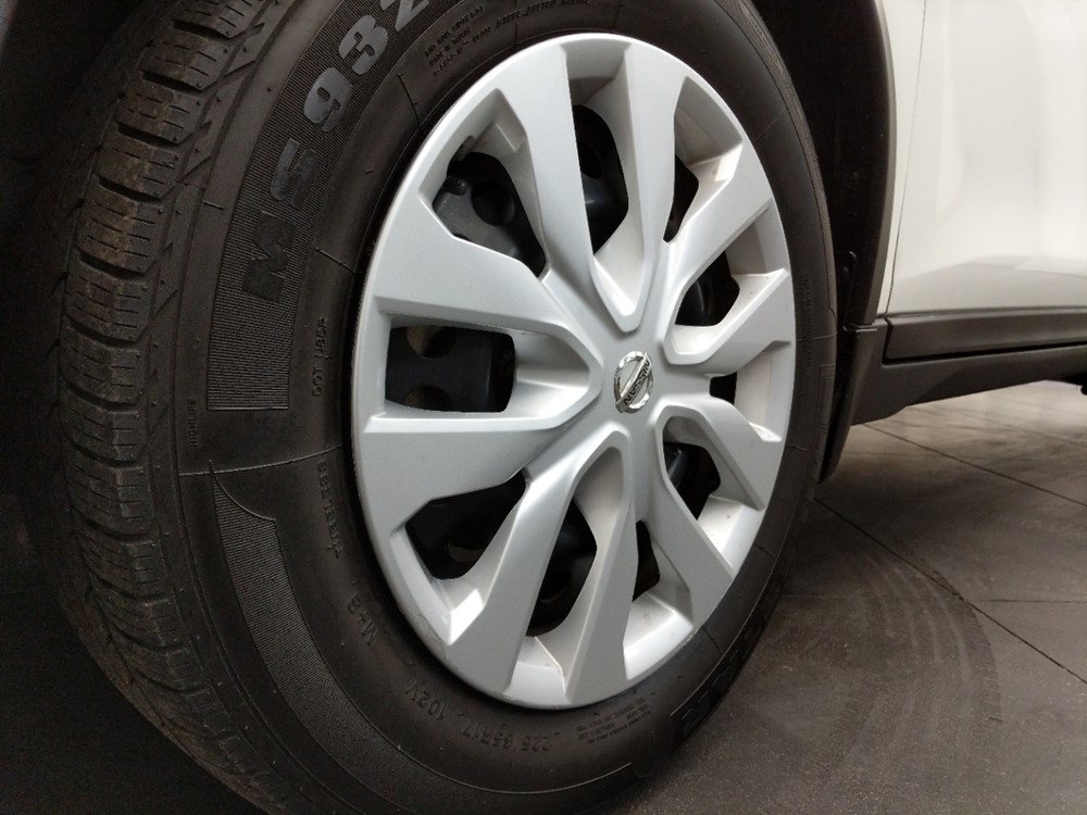 2015 Nissan Rogue - Wheel