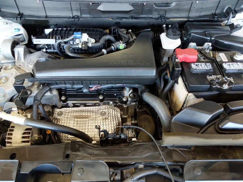 2015 Nissan Rogue - Engine