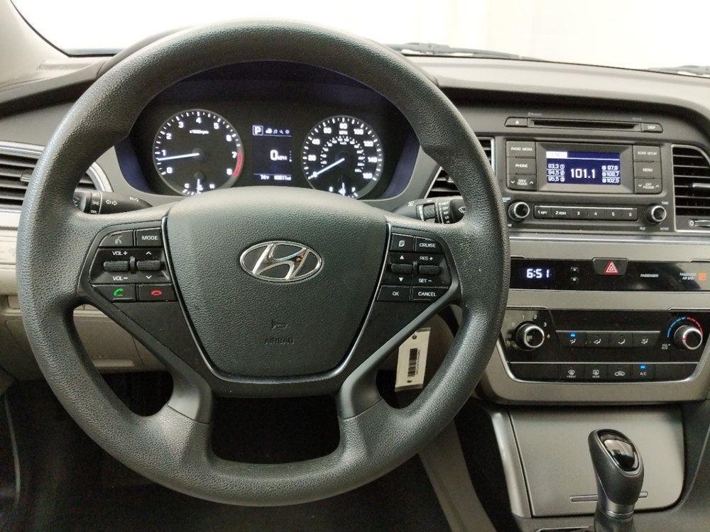 2017 Hyundai Sonata - Driver Dash