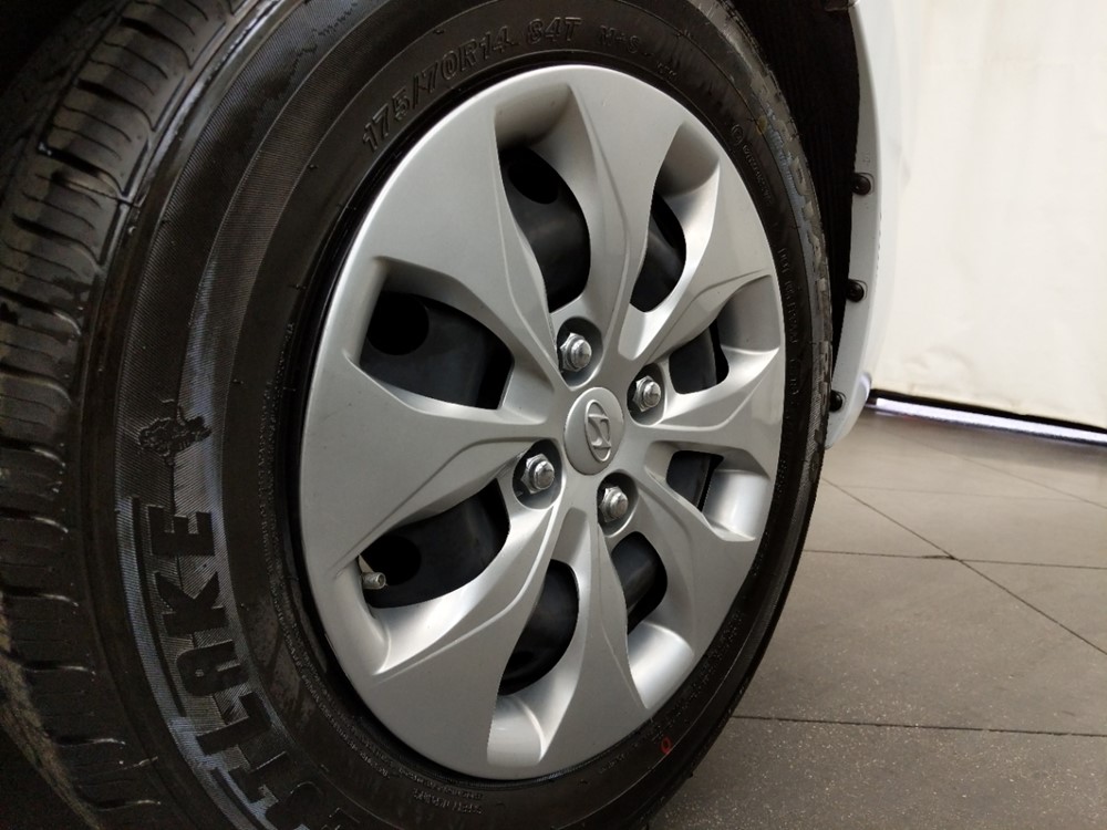 2017 Hyundai Accent - Wheel