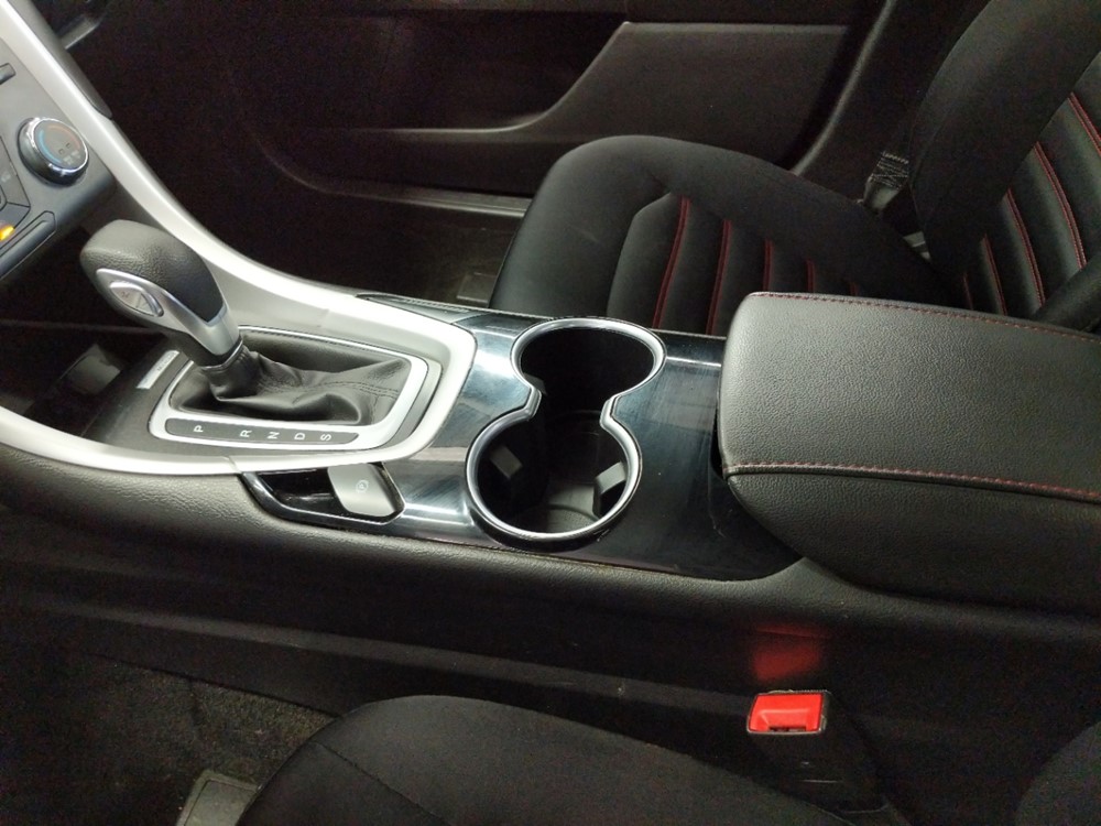 2015 Ford Fusion - Center Console/Cup Holders