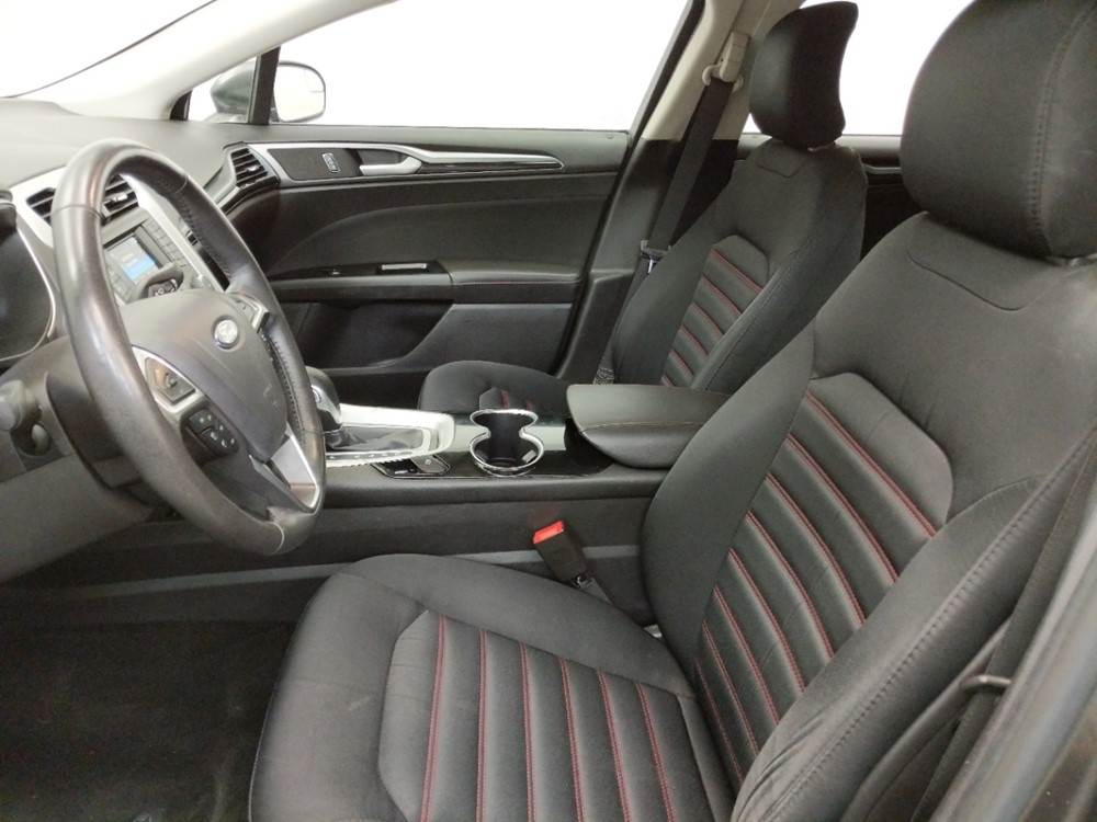 2015 Ford Fusion - Driver Front Seat