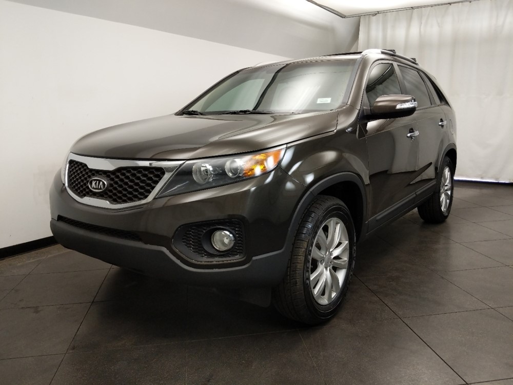 2011 Kia Sorento - Driver Front Bumper
