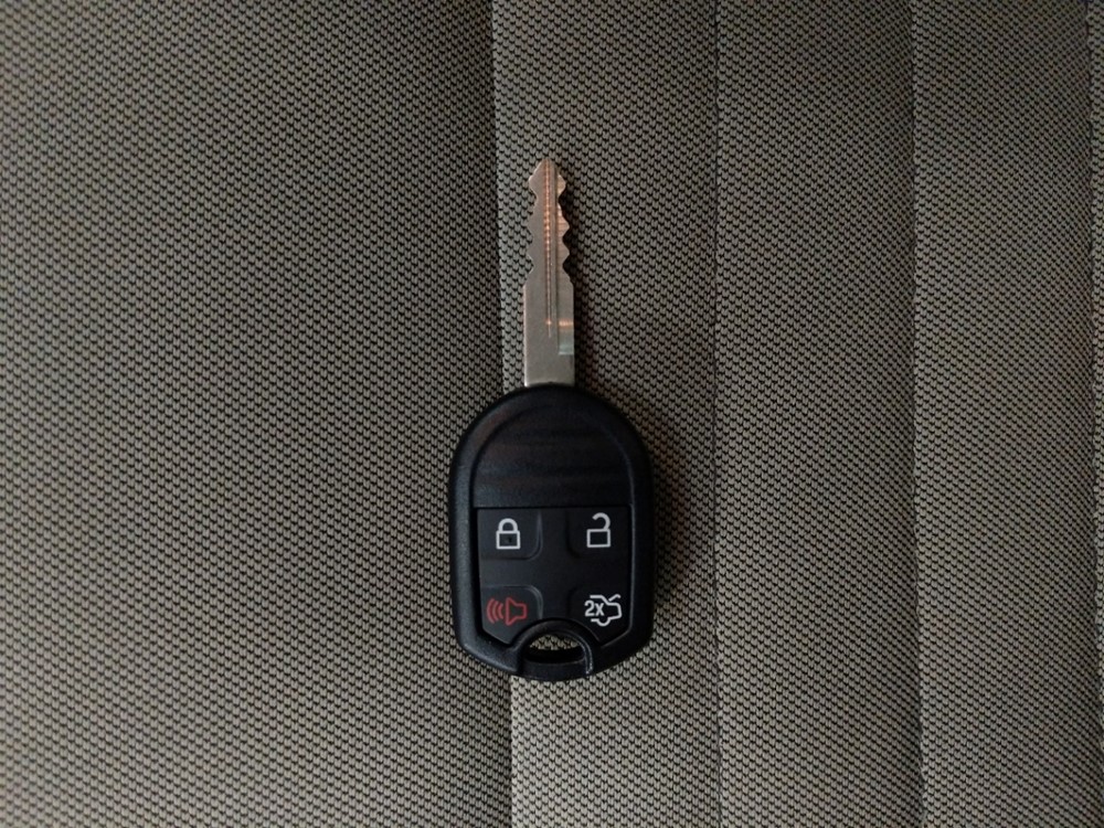 2014 Ford Taurus - Keys