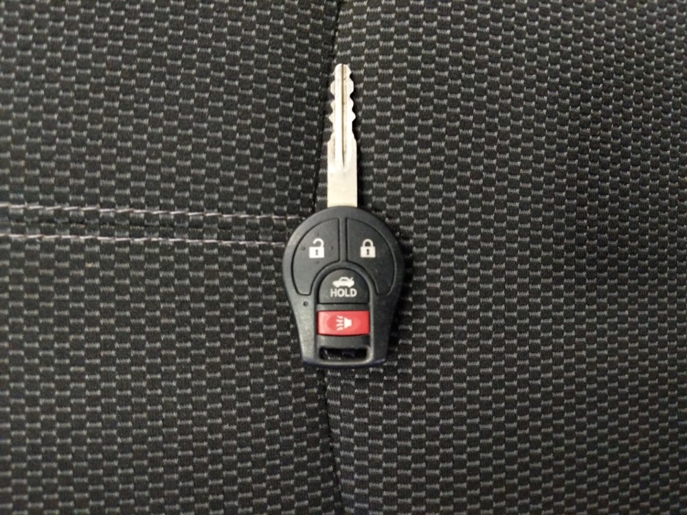 2016 Nissan Sentra - Keys