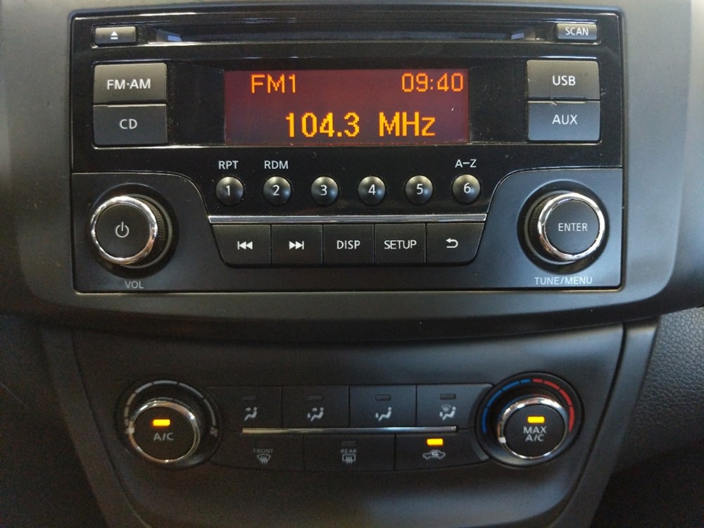 2016 Nissan Sentra - Stereo Package