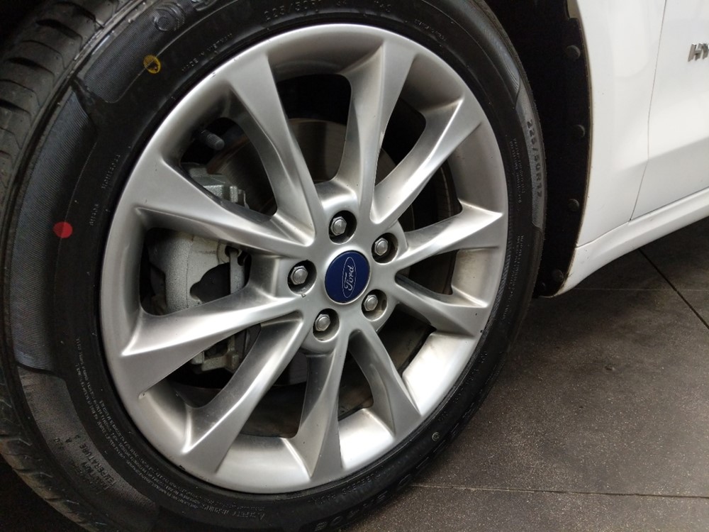 2017 Ford Fusion - Wheel