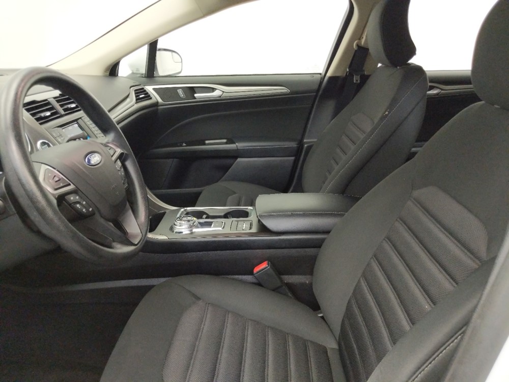 2017 Ford Fusion - Driver Front Seat