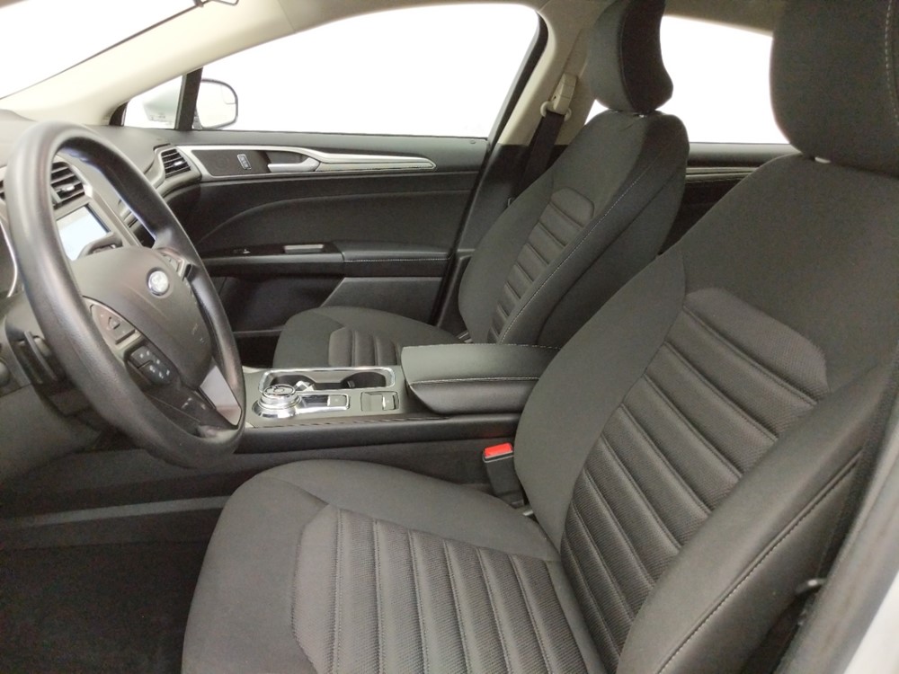 2017 Ford Fusion - Driver Front Seat