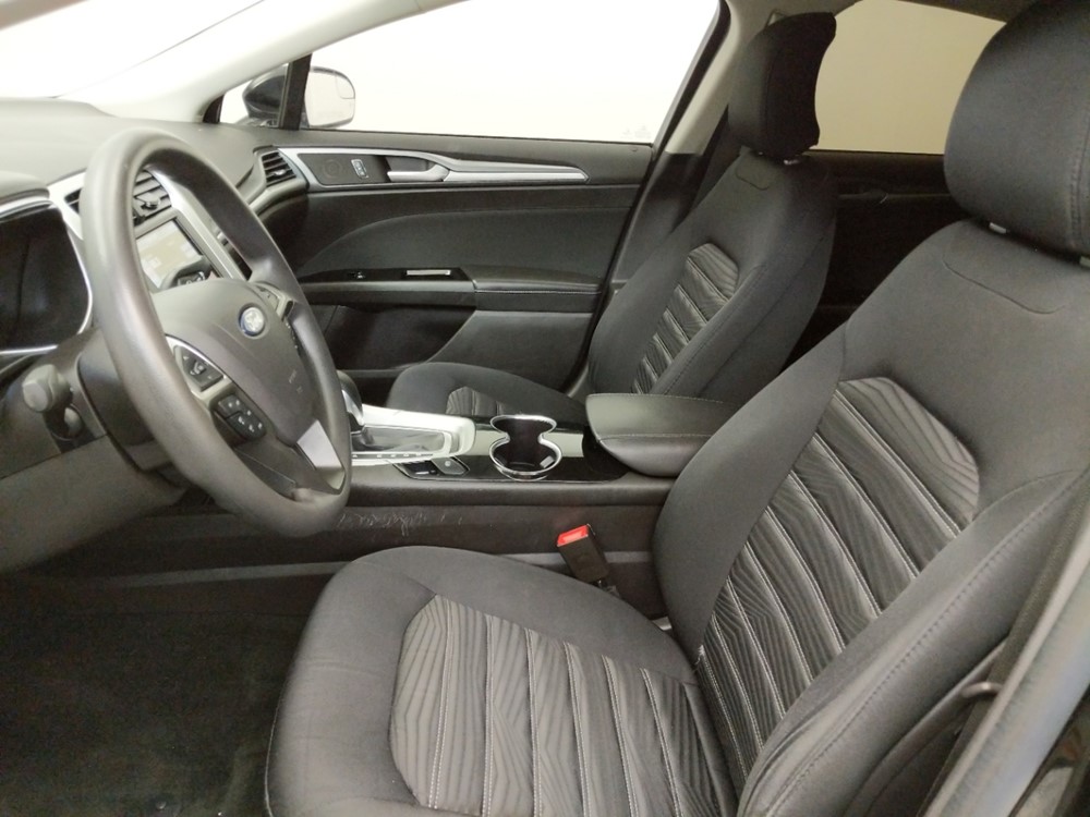 2016 Ford Fusion - Driver Front Seat