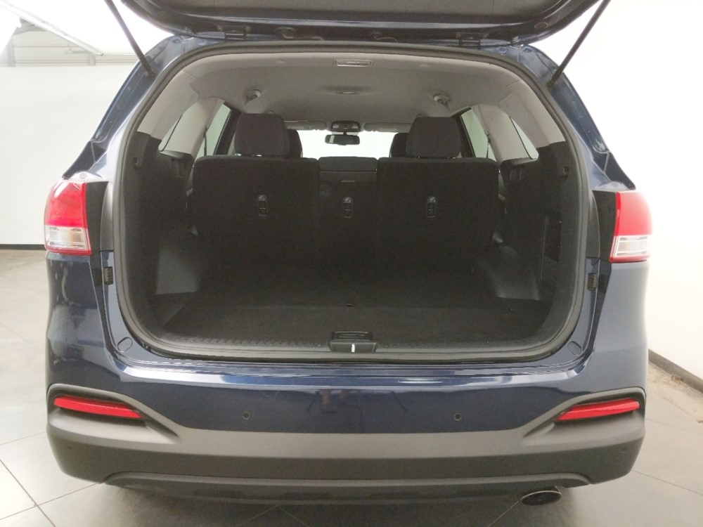 2016 Kia Sorento - Trunk