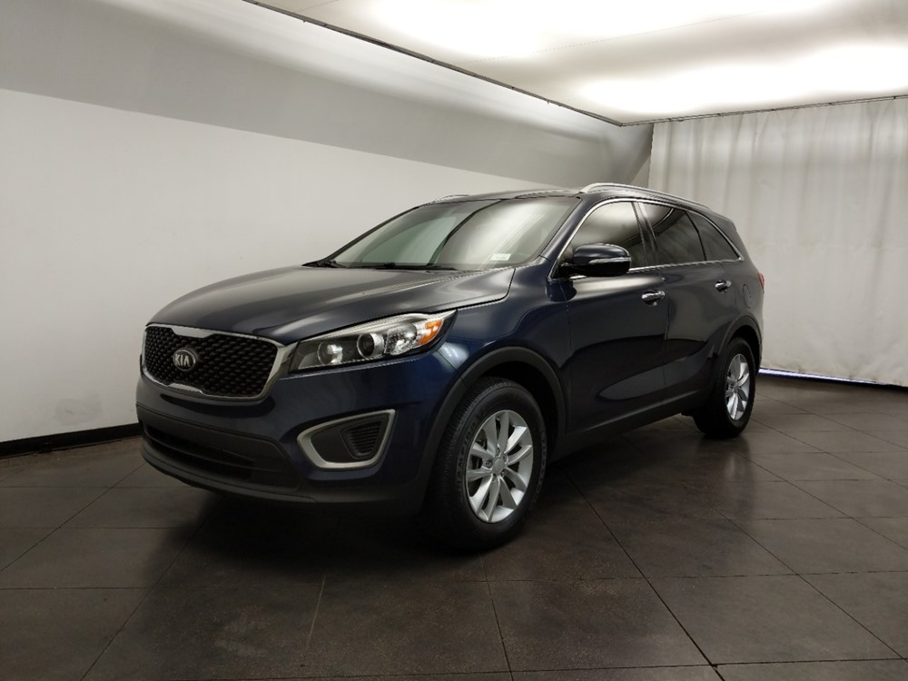 2016 Kia Sorento - Driver Front Bumper