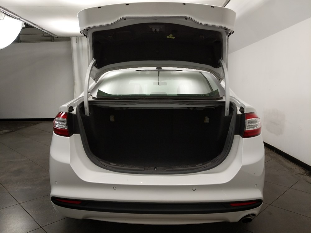 2016 Ford Fusion - Trunk