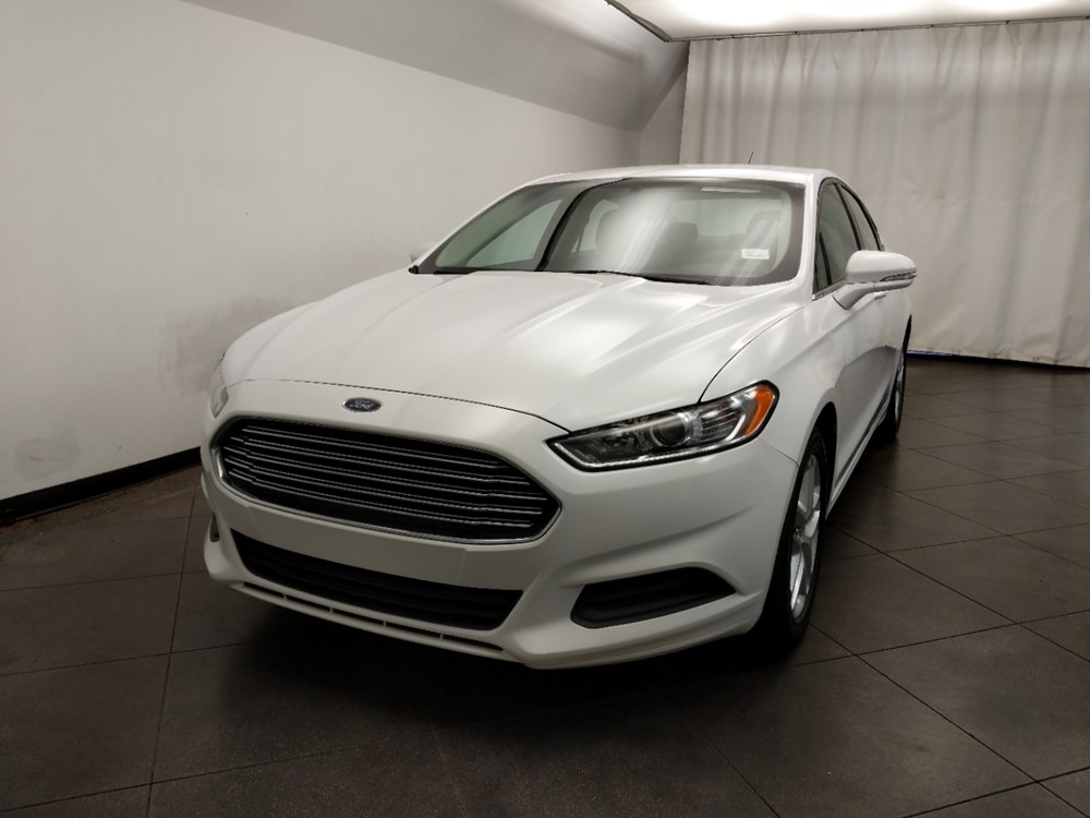 2016 Ford Fusion - Driver Front Hood