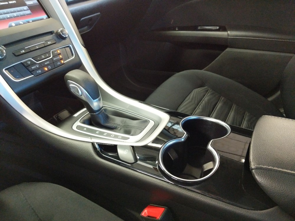 2016 Ford Fusion - Odometer Close Up
