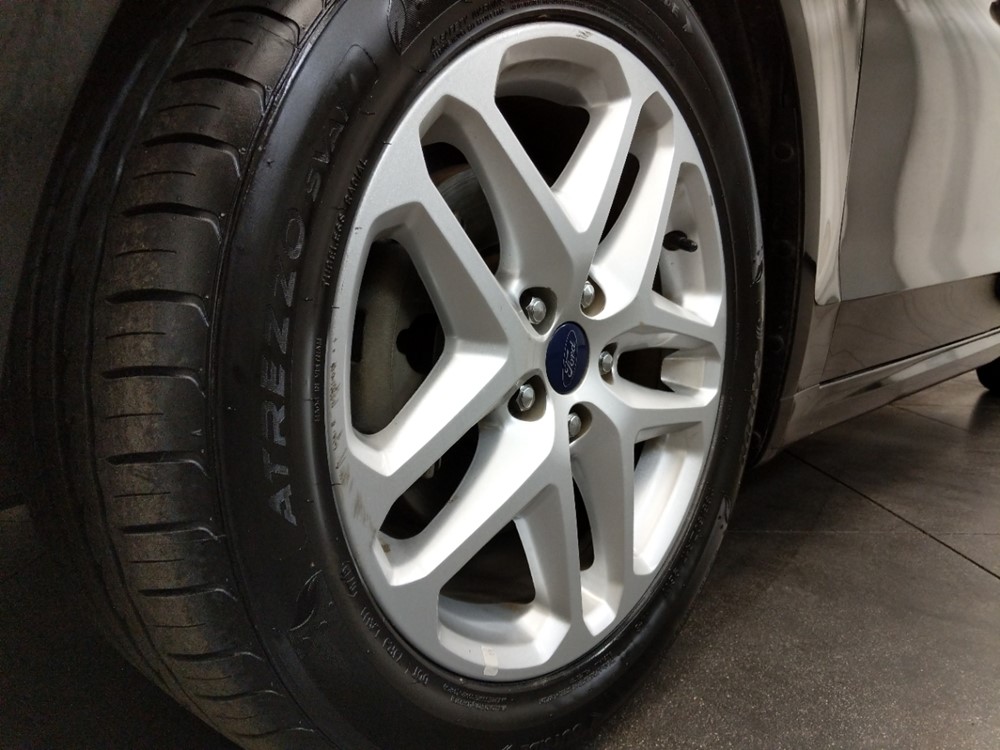 2015 Ford Fusion - Wheel