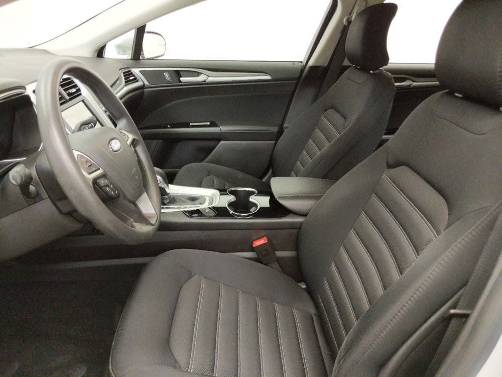 2015 Ford Fusion - Driver Front Seat