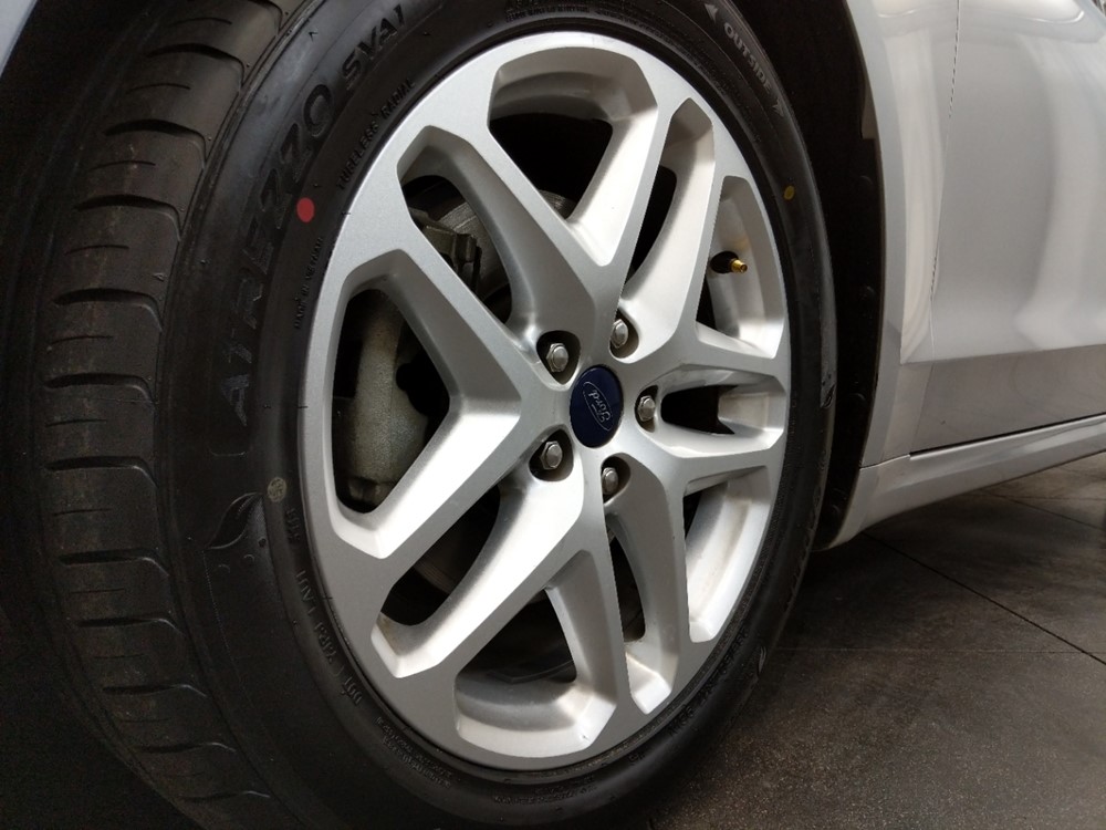 2015 Ford Fusion - Wheel