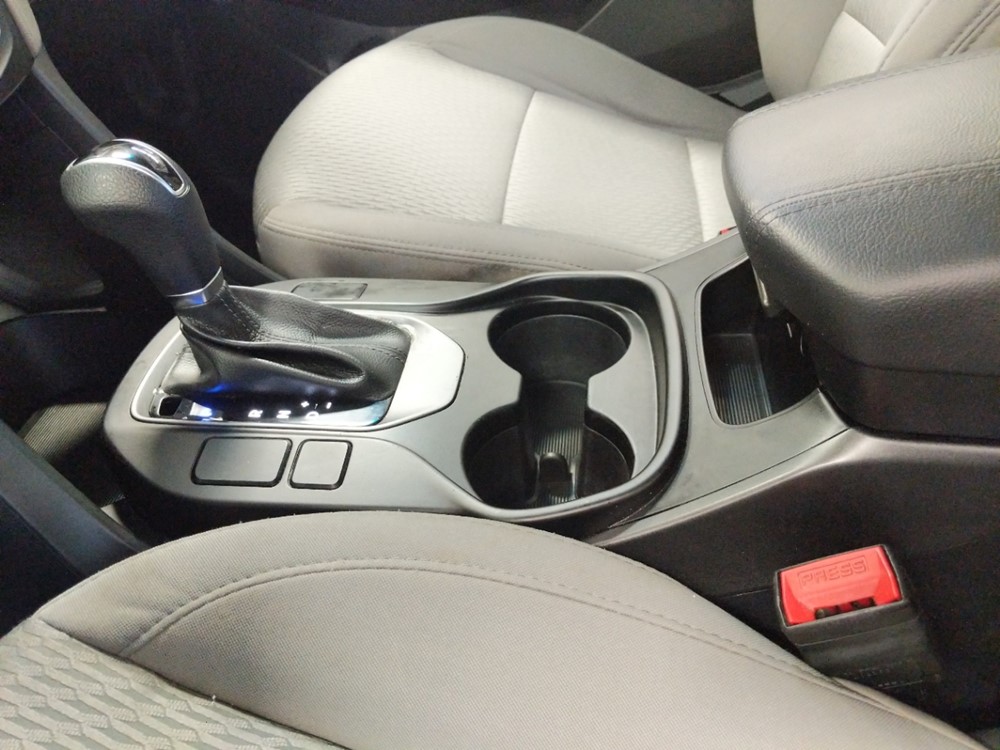2015 Hyundai Santa Fe - Center Console/Cup Holders
