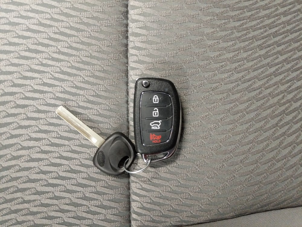2015 Hyundai Santa Fe - Keys