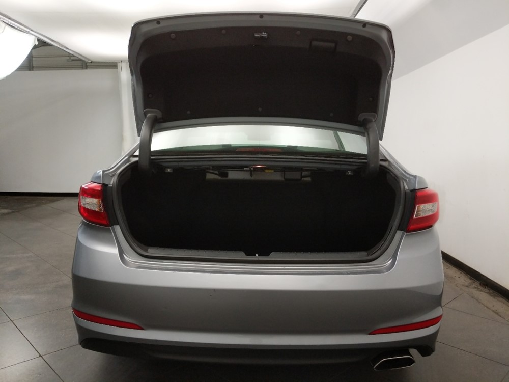 2017 Hyundai Sonata - Trunk
