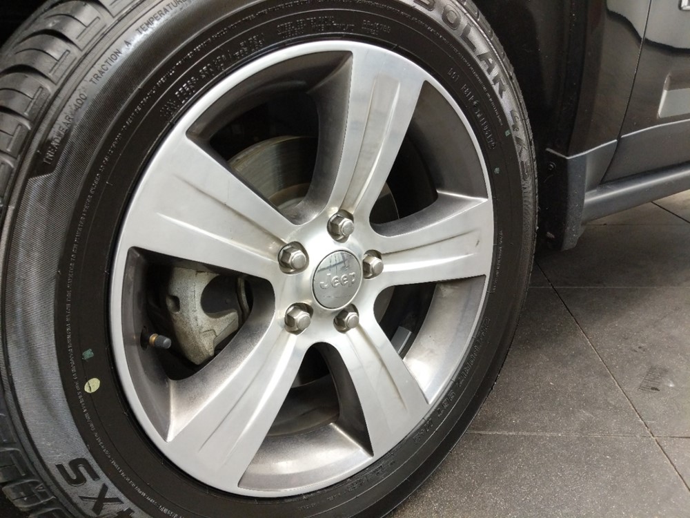 2016 Jeep Compass - Wheel