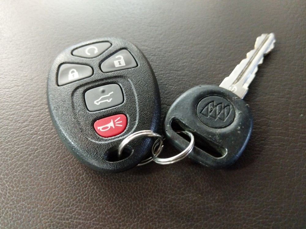 2011 Buick Enclave - Keys