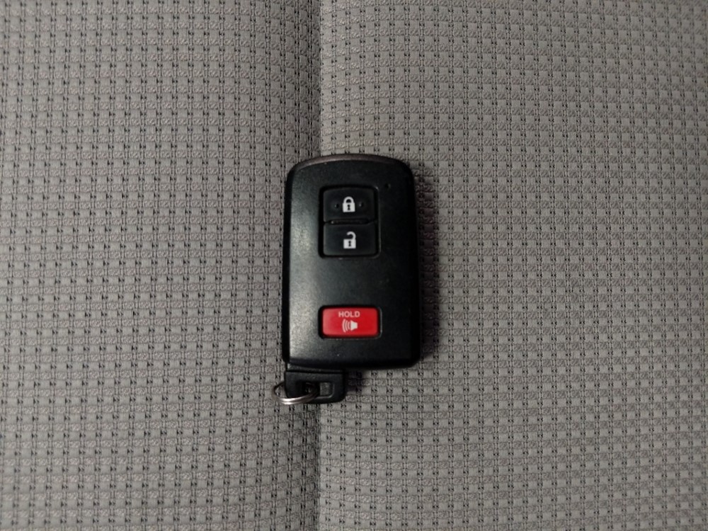 2018 Toyota RAV4 - Keys