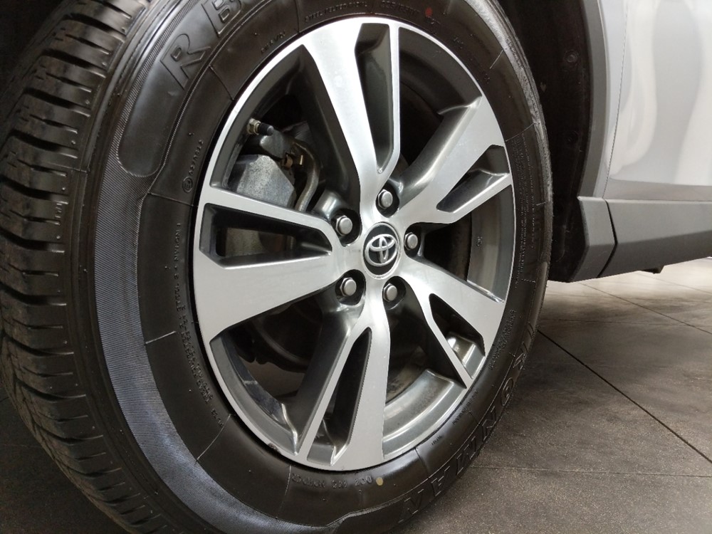 2018 Toyota RAV4 - Wheel
