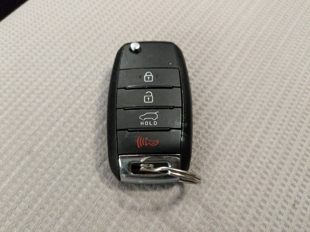 2014 Kia Sorento - Keys