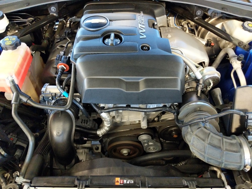 2016 Chevrolet Camaro - Engine
