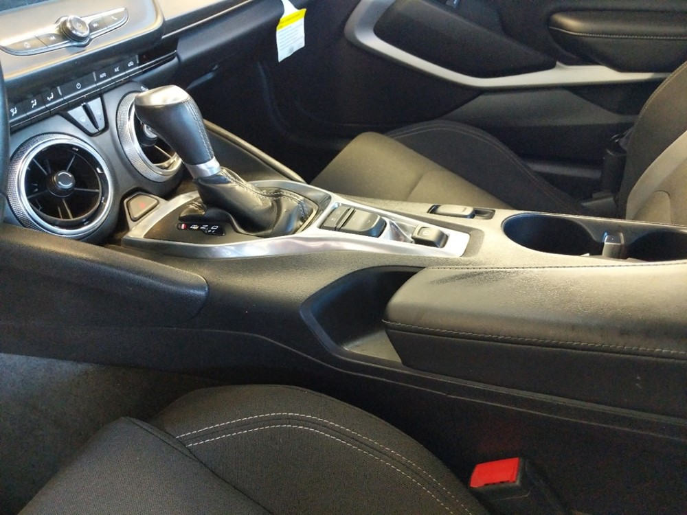 2016 Chevrolet Camaro - Center Console/Cup Holders