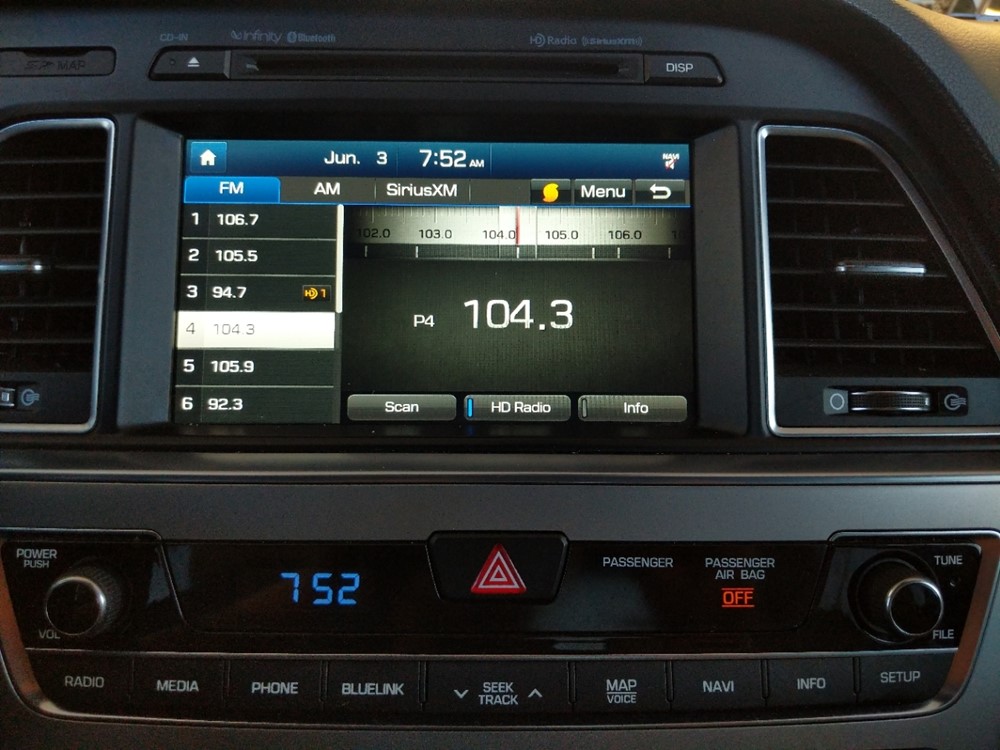 2015 Hyundai Sonata - Stereo Package