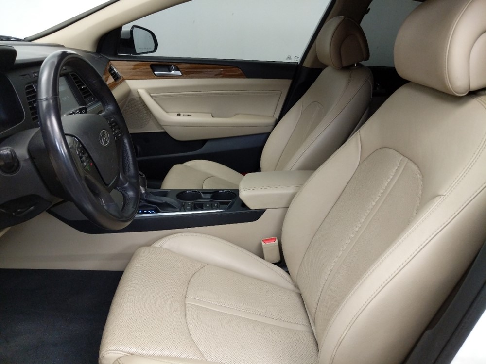 2015 Hyundai Sonata - Driver Front Seat