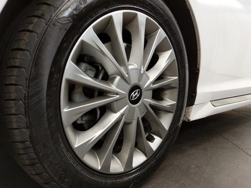 2015 Hyundai Sonata - Wheel