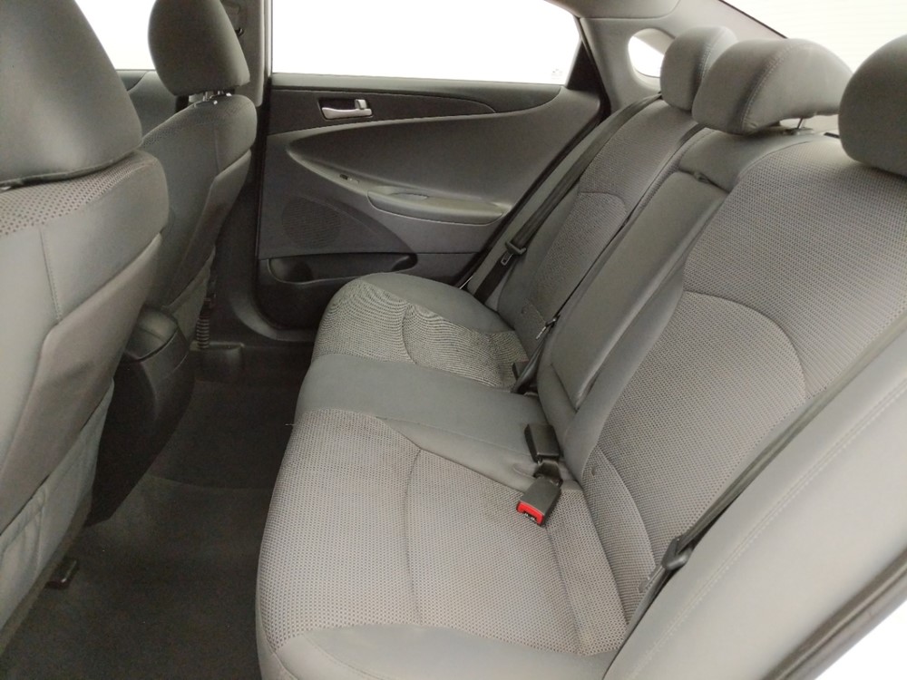 2014 Hyundai Sonata - Driver Rear Seat
