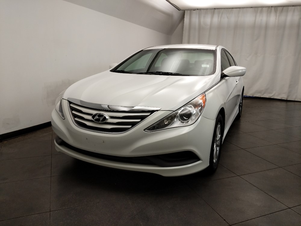 2014 Hyundai Sonata - Driver Front Hood