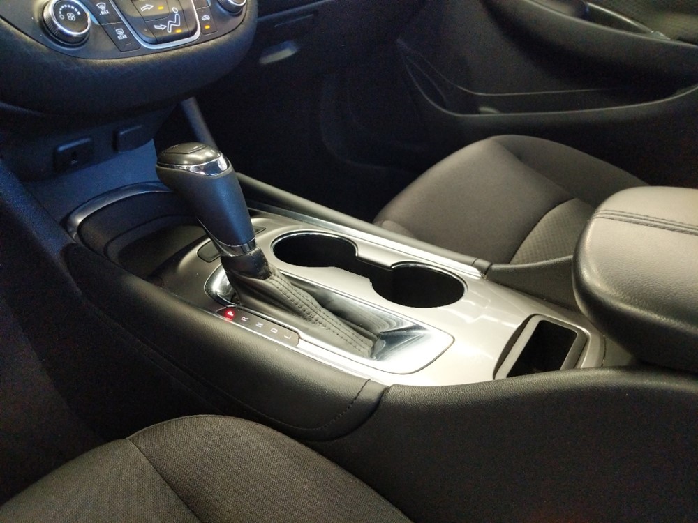 2017 Chevrolet Malibu - Center Console/Cup Holders