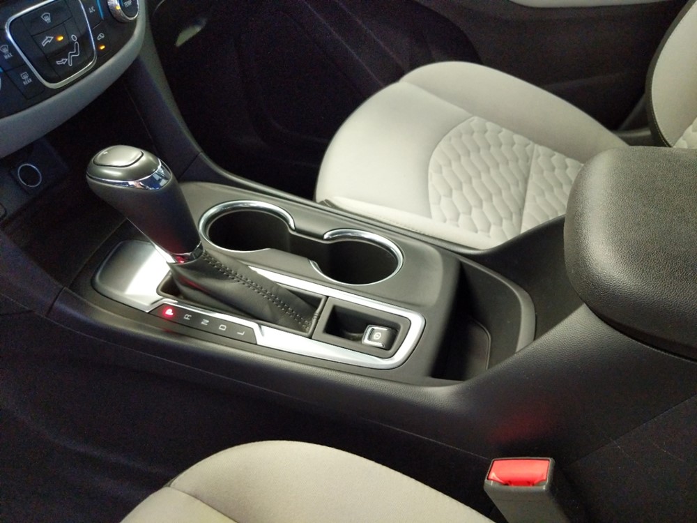 2018 Chevrolet Equinox - Center Console/Cup Holders