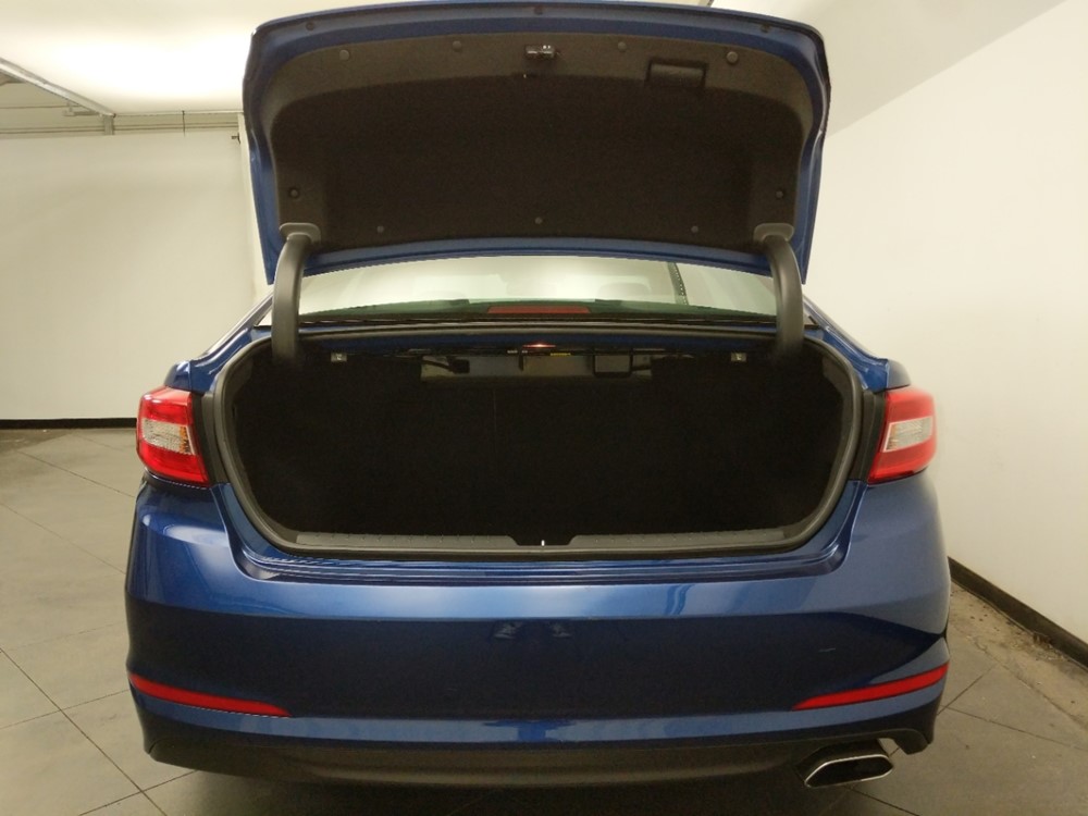 2017 Hyundai Sonata - Trunk