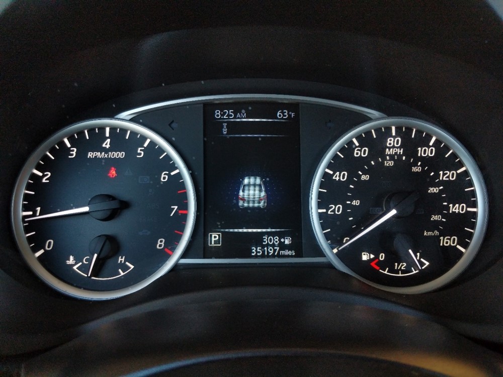 2018 Nissan Sentra - Odometer Close Up